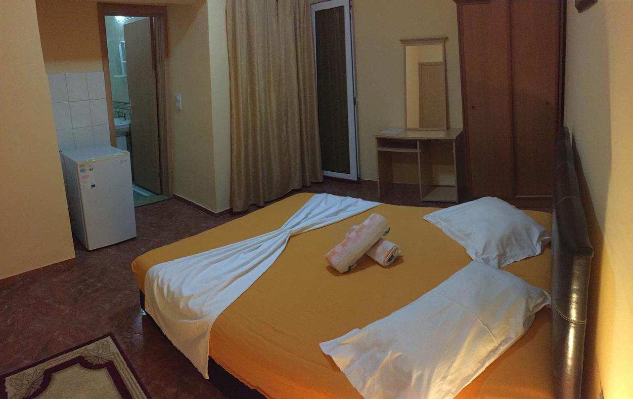 Hotel Casa Hena Ulcinj Zewnętrze zdjęcie