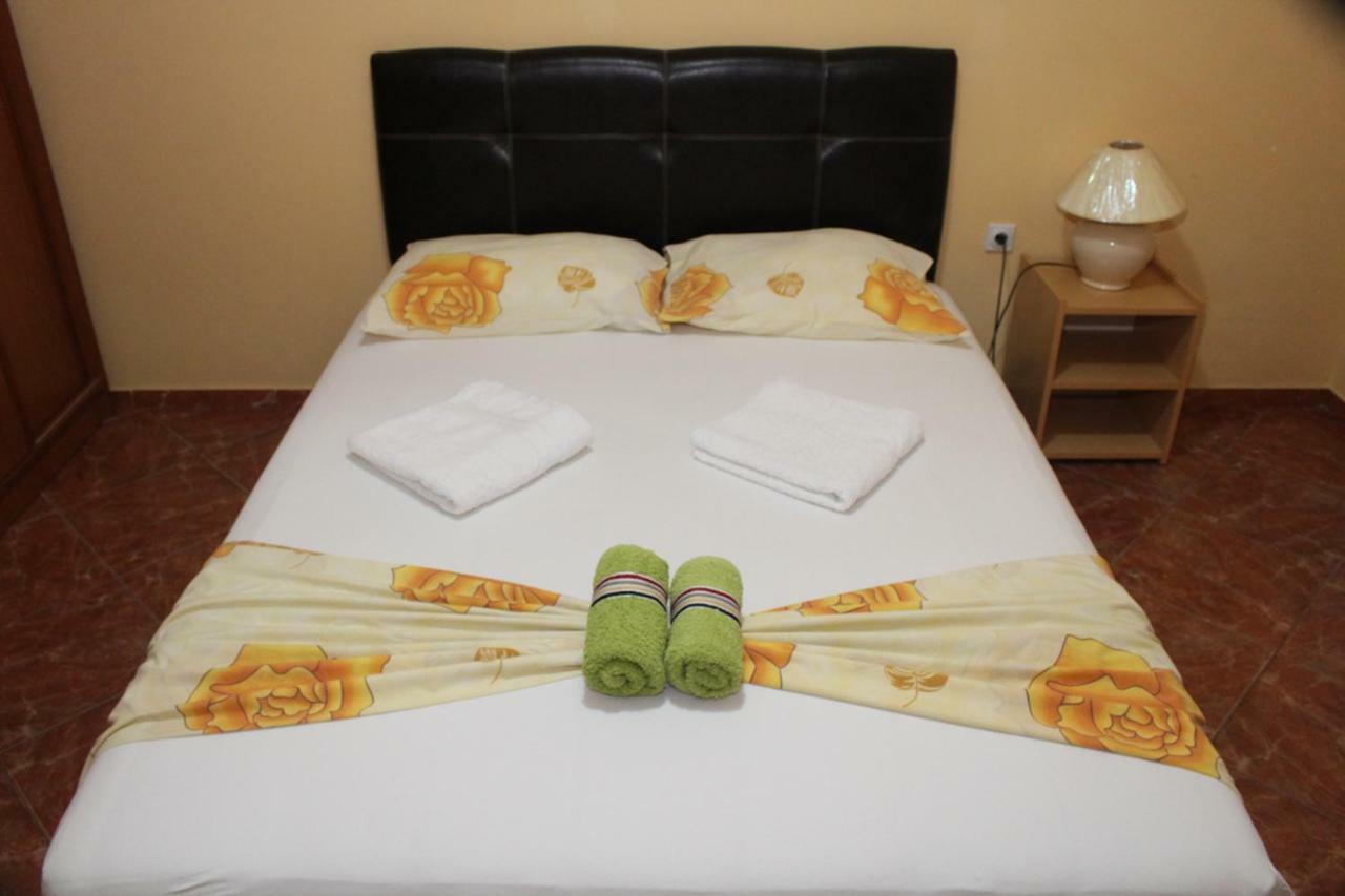 Hotel Casa Hena Ulcinj Zewnętrze zdjęcie