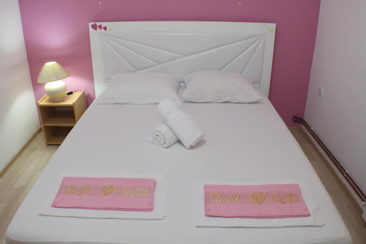 Hotel Casa Hena Ulcinj Zewnętrze zdjęcie